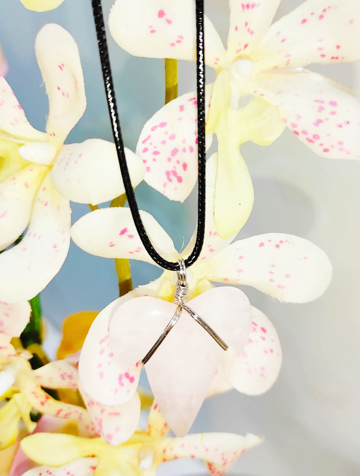 PN2261-Trendy Shape Rose Quartz Charms Necklace - Image 5