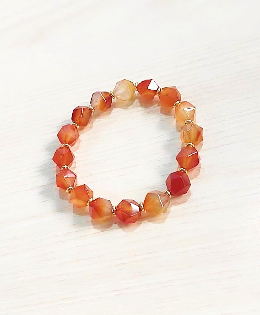 Sparkly Diamond Shape Carnelian Bracelet - Image 7