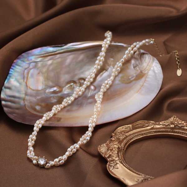 Pameer Store Vintage Twisted Irregular Baroque Cultured Freshwater Pearl Beaded Choker Necklace - Image 7