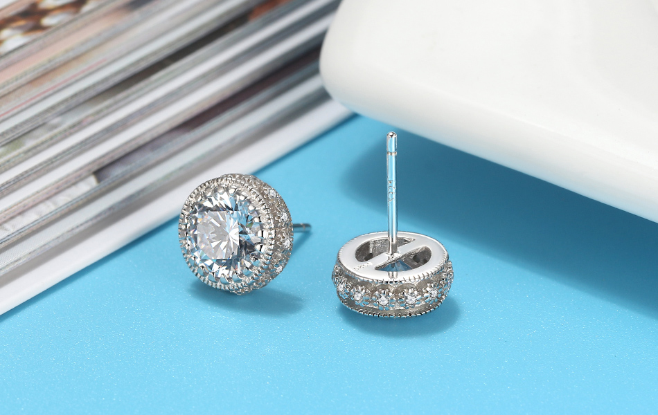 Lab-Grown Diamonds 925 Sterling Silver Shiny Bling Cubic Zircon Stud Earring - Image 4